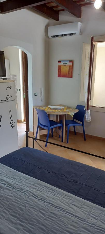 Oltre: Monolocale Con Terrazzo Privato Al Piano Apartman Trapani Kültér fotó